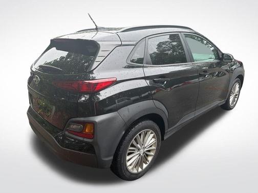 Black 2018 Hyundai KONA SEL