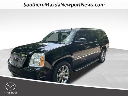 Black 2014 GMC Yukon XL 1500 Denali