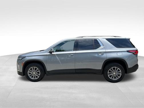 Gray 2023 Chevrolet Traverse LT Cloth