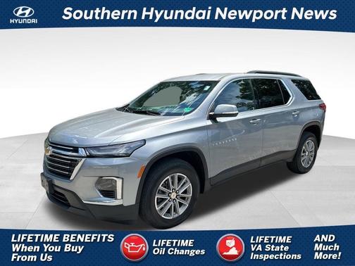 Gray 2023 Chevrolet Traverse LT Cloth