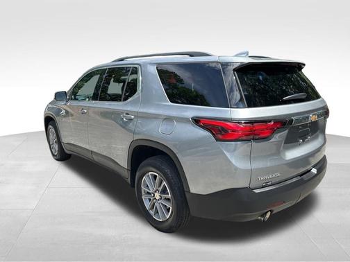 Gray 2023 Chevrolet Traverse LT Cloth