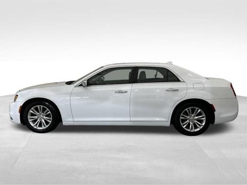 2017 Chrysler 300C Base