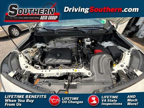 White 2022 Buick Encore GX Essence