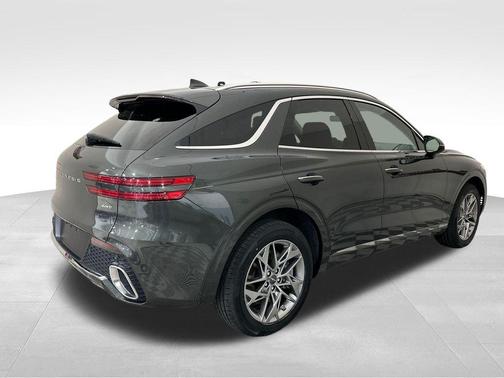 2025 Genesis GV70 2.5T