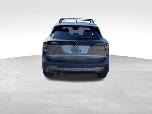Canyon Bronze M 2025 Nissan Kicks SR