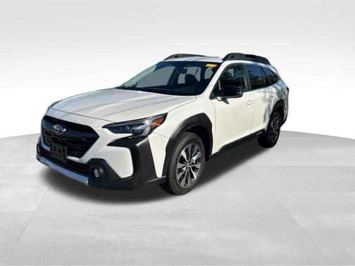 Crystal White Pearl 2023 Subaru Outback Limited