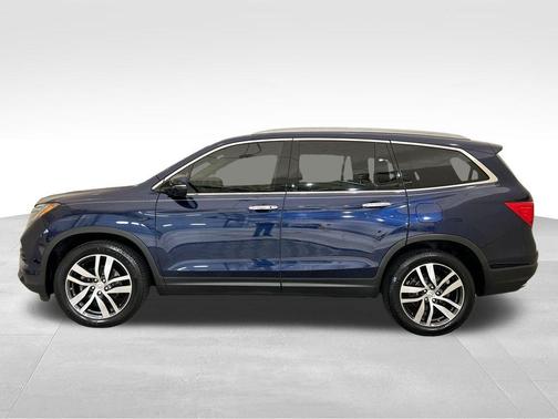 Blue 2018 Honda Pilot Touring