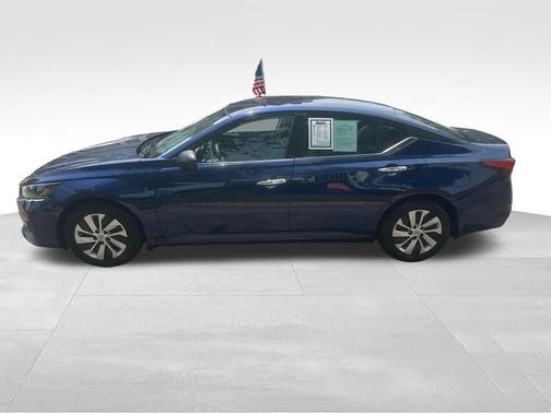 Deep Blue Pearl 2024 Nissan Altima 2.5 S