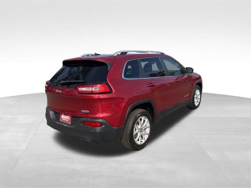 Red 2016 Jeep Cherokee Latitude