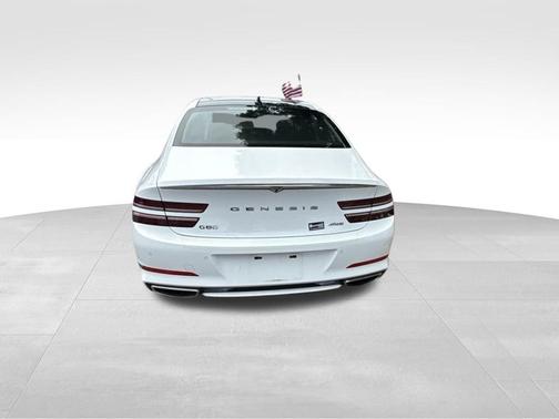 White 2022 Genesis G80 2.5T