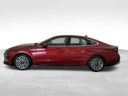 Red 2025 Hyundai SONATA Hybrid SEL