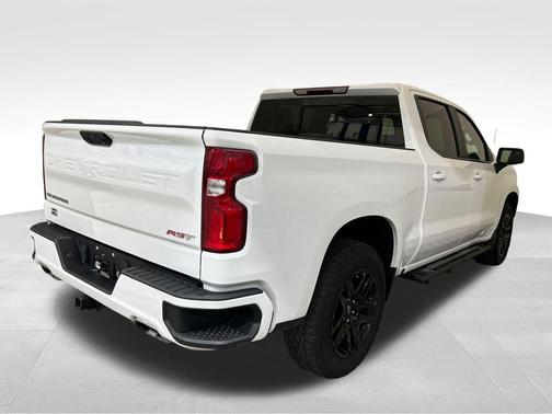 White 2025 Chevrolet Silverado 1500 RST