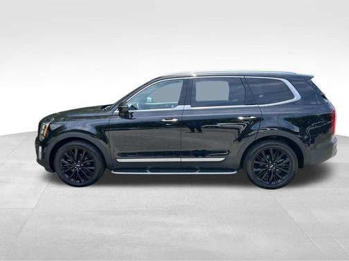 Black 2022 Kia Telluride SX