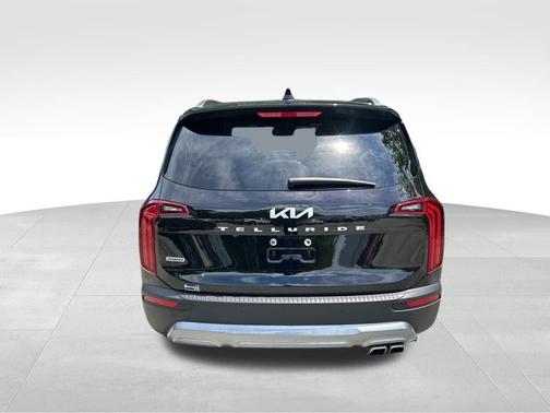 Black 2022 Kia Telluride SX