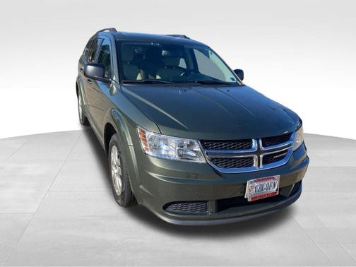 Green 2016 Dodge Journey SE