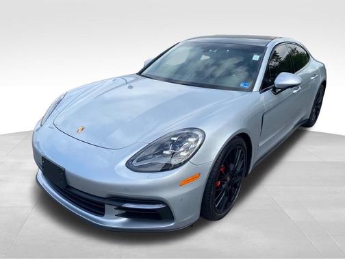 Silver 2018 Porsche Panamera 4