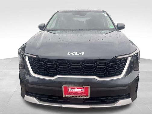 2025 Kia Sorento LX