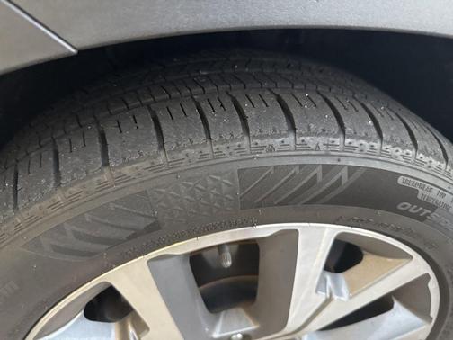 White 2020 Hyundai PALISADE SEL