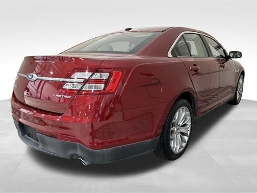 Red 2015 Ford Taurus Limited