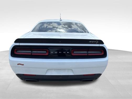 White 2019 Dodge Challenger SRT Hellcat
