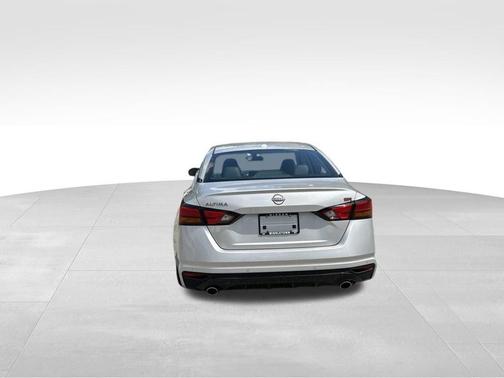 Silver 2025 Nissan Altima SR