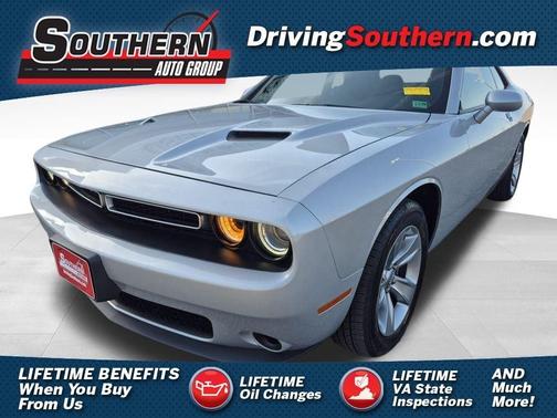 Silver 2022 Dodge Challenger SXT