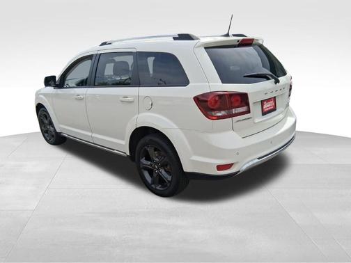 White 2020 Dodge Journey Crossroad