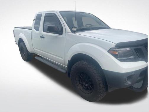 Glacier White 2020 Nissan Frontier S