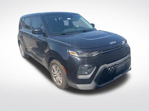 Black 2022 Kia Soul LX