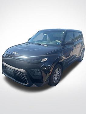 Black 2022 Kia Soul LX