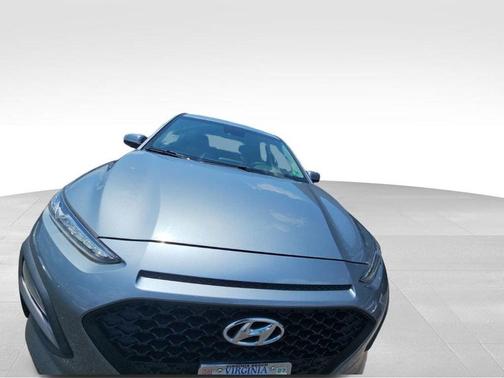 Silver 2020 Hyundai KONA SE