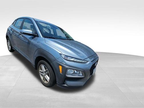 Silver 2020 Hyundai KONA SE