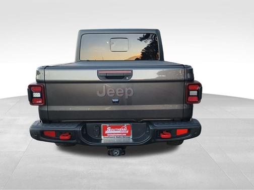 Gray 2024 Jeep Gladiator Rubicon