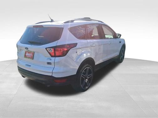 White 2019 Ford Escape SEL