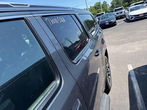 Gray 2024 Jeep Wagoneer L Series II