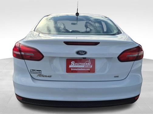 White 2018 Ford Focus SE