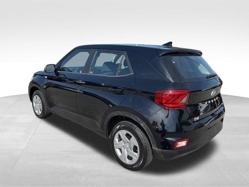 Black 2020 Hyundai VENUE SE