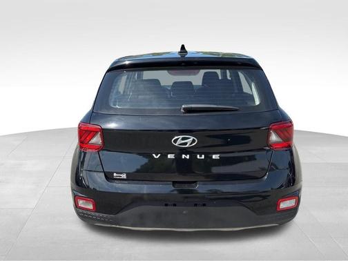 Black 2020 Hyundai VENUE SE