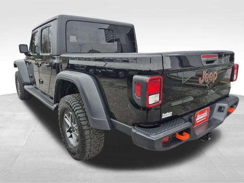 Black 2022 Jeep Gladiator Mojave