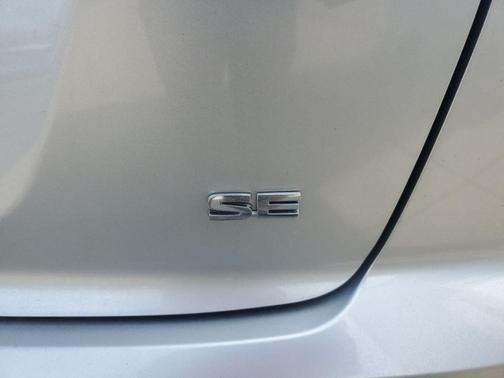 Silver 2025 Mitsubishi Eclipse Cross SE