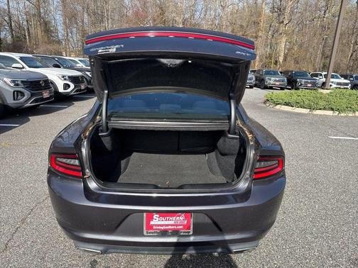 2017 Dodge Charger SXT