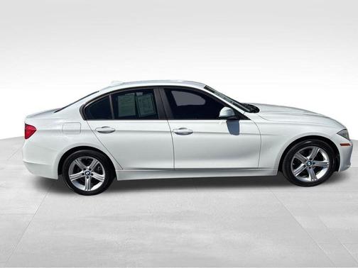 White 2015 BMW 320 i xDrive