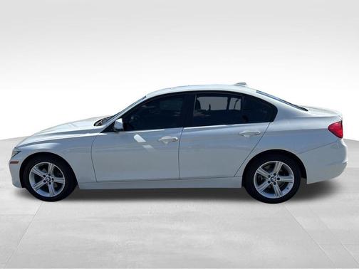 White 2015 BMW 320 i xDrive