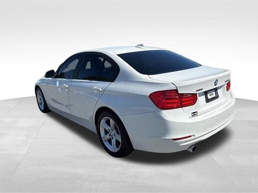 White 2015 BMW 320 i xDrive