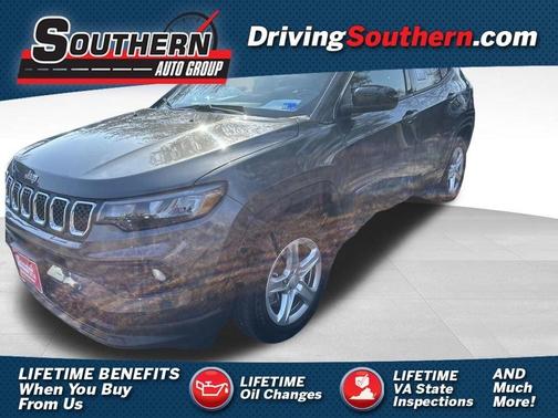 Gray 2024 Jeep Compass Latitude