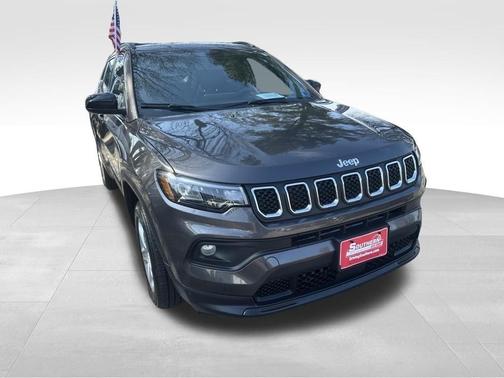 Gray 2024 Jeep Compass Latitude