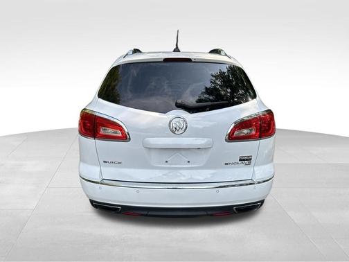 White 2017 Buick Enclave Premium