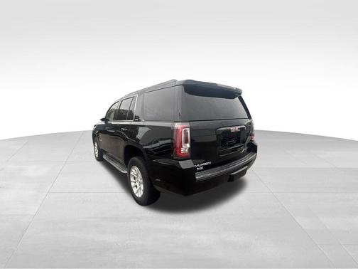 Black 2017 GMC Yukon SLT