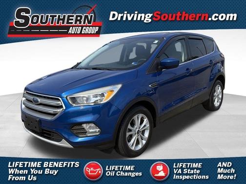 Blue 2017 Ford Escape SE