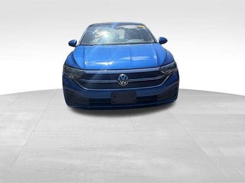 Rising Blue Metallic 2023 Volkswagen Jetta 1.5T SE